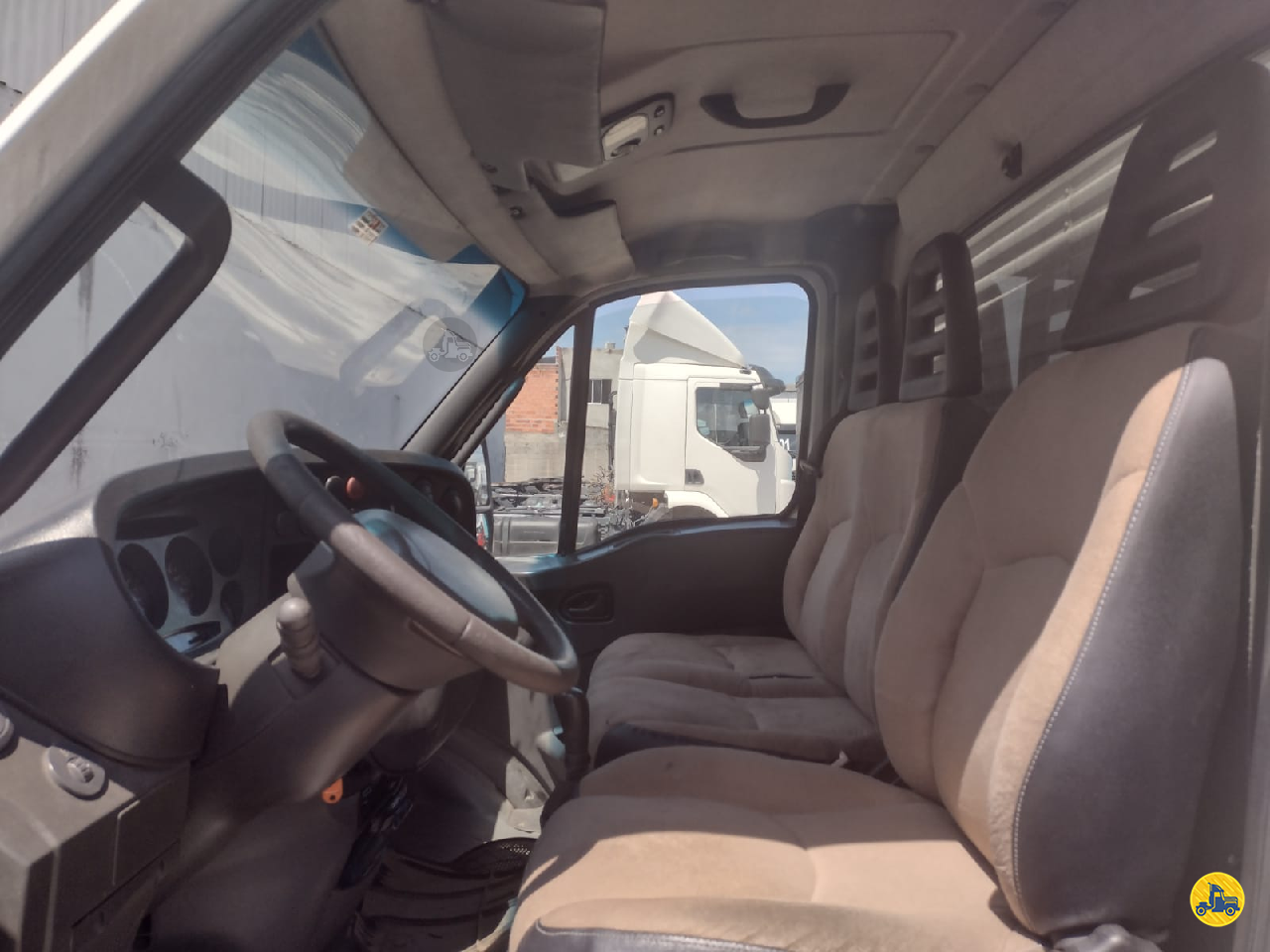 CAMINHAO IVECO DAILY 70c16 Chassis Toco 4x2 Mugen Caminhões GUARULHOS SÃO PAULO SP